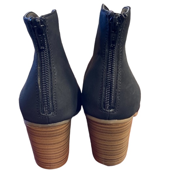 A2 by Aerosoles Ankle Boots - Picture 4 of 6